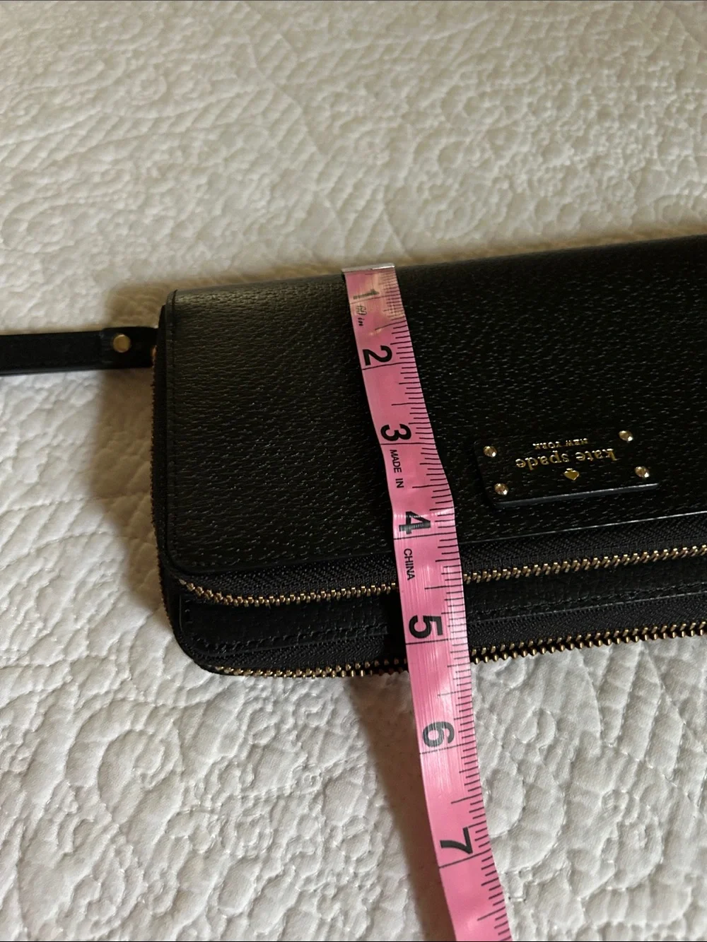 kate spade Anita Grove street black Pebbled Leather Wristlet Wallet zip around
